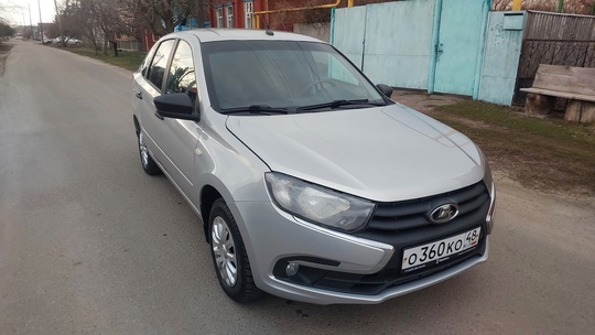 Продам лада гранта люкбэк год