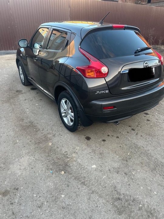Срочно продам! Nissan Juke 1.6 (8)