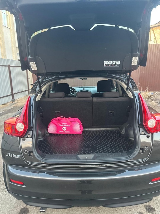 Срочно продам! Nissan Juke 1.6 (9)
