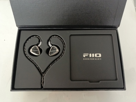 Продам:
• Плеер Fiio M11S
Куплен 3 (2)