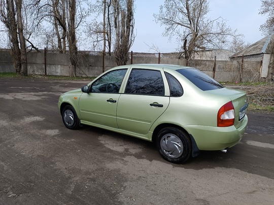 Продам ВАЗ Калина очень в (7)