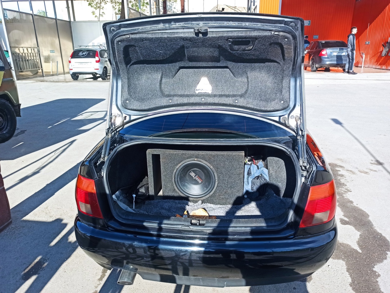 Продам Ауди А4 Б5 1.8 (6)