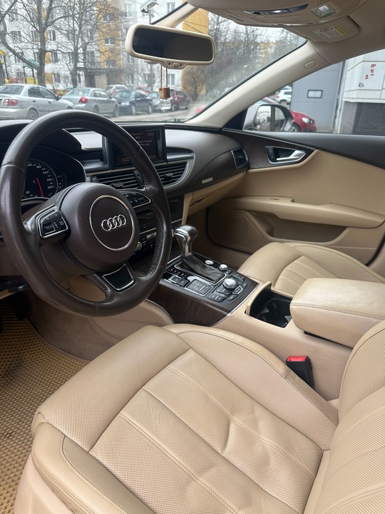 Audi A7 2010г 2.8л 220л.с (5)