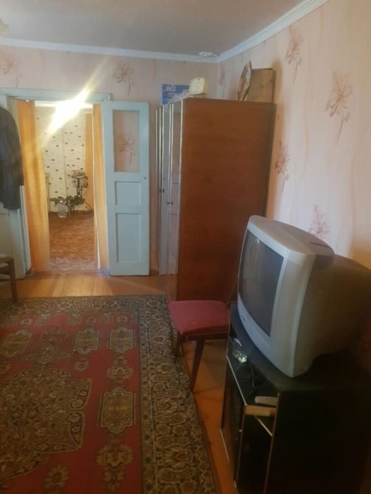 Продается 4 - х комнатный (2)