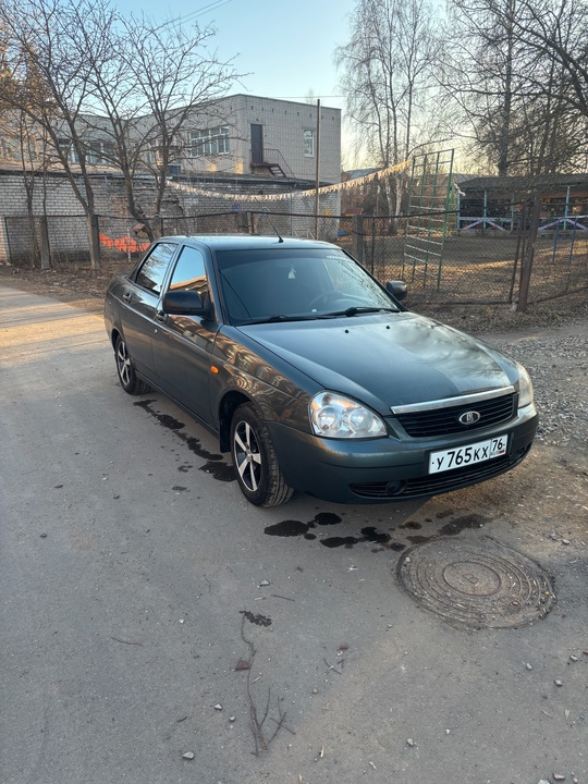 Приора 2011 год. Пробег 212000км
г. (1)