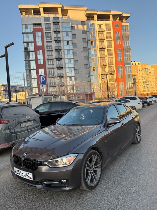 Продам бмв ф30 на 256