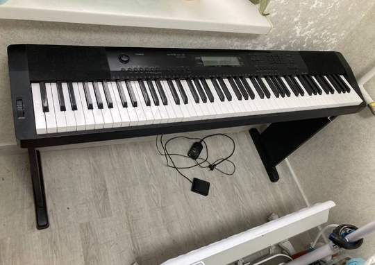Casio 220-r 
Состояние отличное 
Все