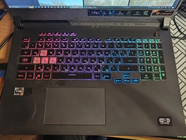 В продаже топовый ноутбук Asus (1)