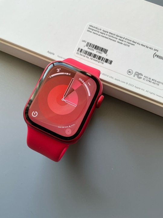 Часы Apple Watch 8(41)акб100%.Состояние новых