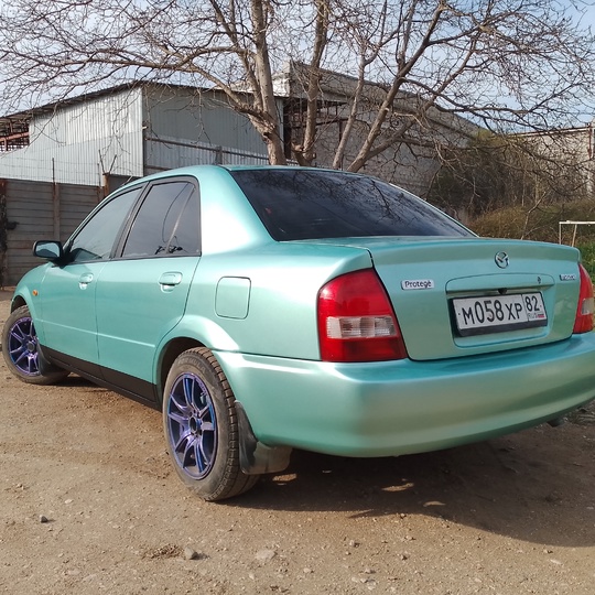 Мазда протэжэ. 1.6. автомат. 410₽ (3)