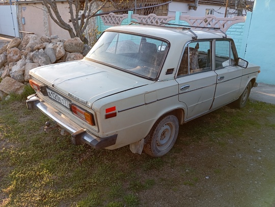 Продам ВАЗ 2106 . 1984г (1)