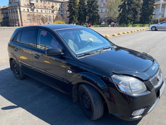 Kia Rio 2 (рестайлинг) 
Автомобиль (1)