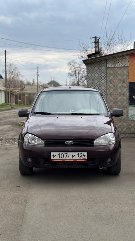 Продам Ладу Калину 2012 года (3)