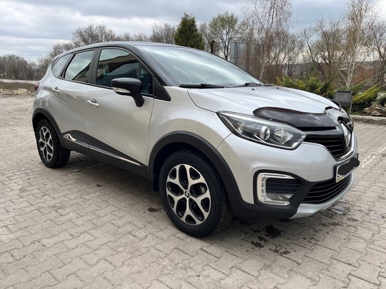 В Продаже RENAULT KAPTUR 2017 (5)