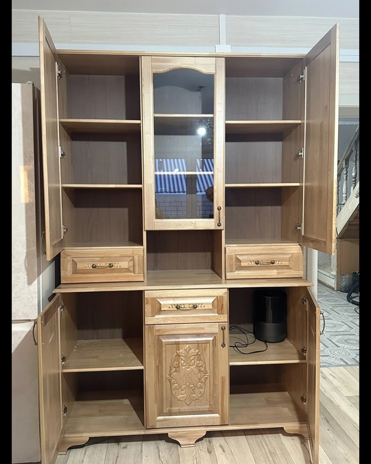 Продам новый буфет ,полностью из (2)