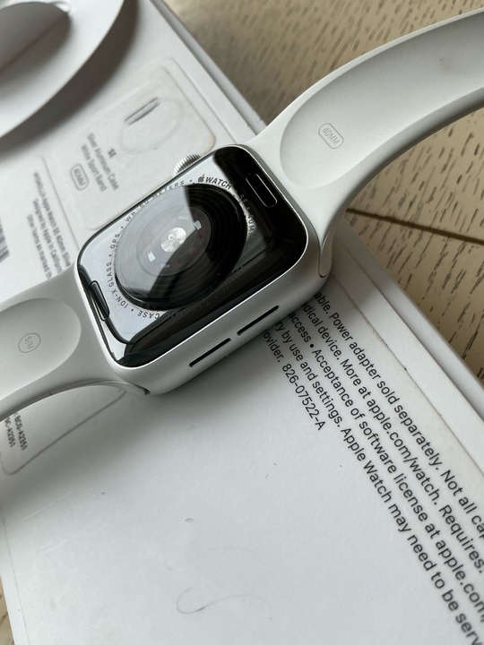 Часы Apple Watch SE(40 ml)
