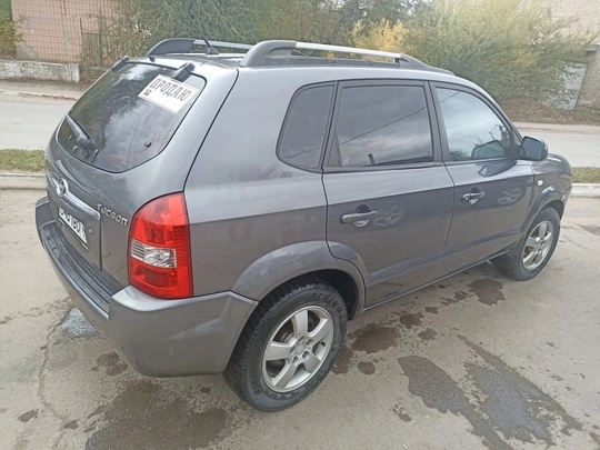 Hyundai Tucson 2.0 MT 2006год

✅Пробег (3)