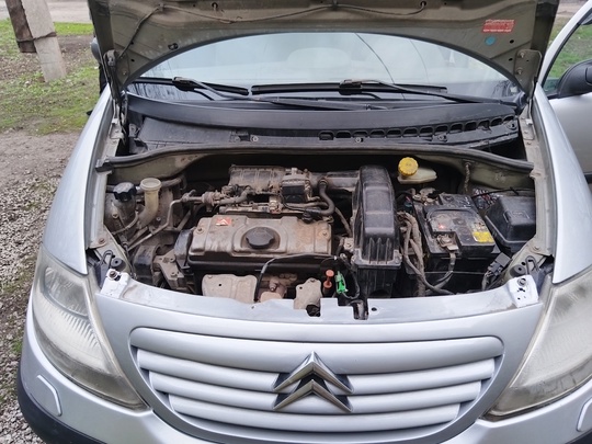 Продам Citroen C3, 2003 года, (8)