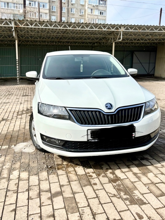 В продаже Skoda Rapid 2019 (6)