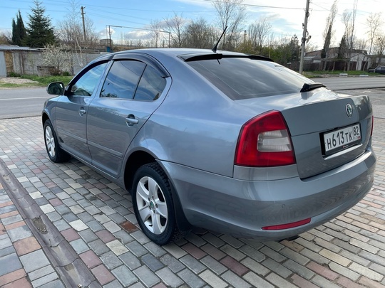 Skoda Octavia 1.8 AT, 2012, 230 000 км
 (3)
