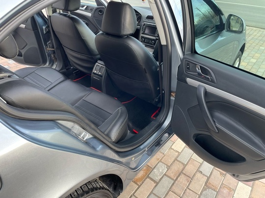 Skoda Octavia 1.8 AT, 2012, 230 000 км
 (4)