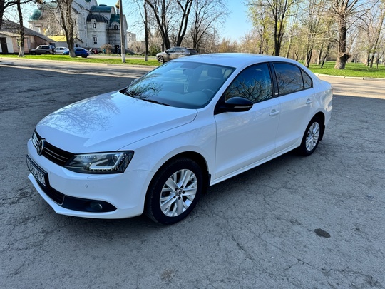 Volkswagen Jetta 2014 Год.
Мотор 1.4 (2)