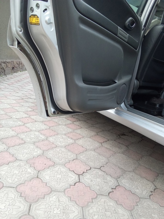 Suzuki Grand Vitara 2,7 
2002 (6)
