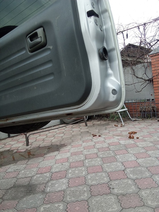 Suzuki Grand Vitara 2,7 
2002 (9)