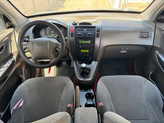 В ПРОДАЖЕ HYUNDAI TUCSON 2006 (4)