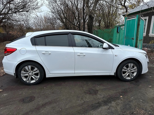 Продам автомобиль Chevrolet Cruze (Шевроле (1)