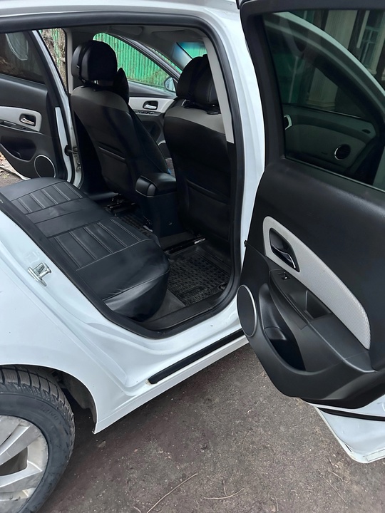 Продам автомобиль Chevrolet Cruze (Шевроле (5)
