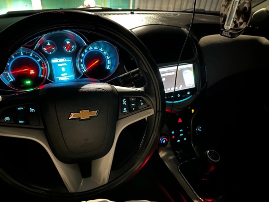 Продам автомобиль Chevrolet Cruze (Шевроле (8)