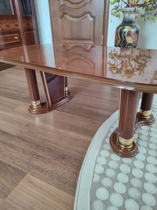 Продам журнальный столик
Размер 1000*600*450
Производство Италия
В
