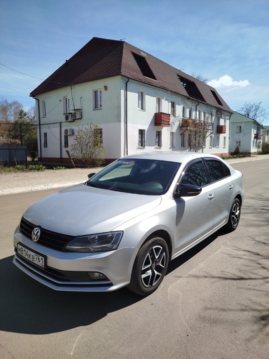 Volkswagen Jettа 1.4турбо на 6ст (1)