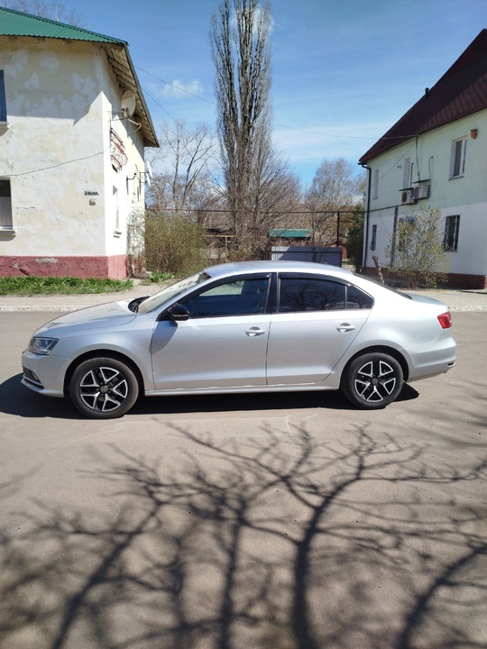 Volkswagen Jettа 1.4турбо на 6ст (2)