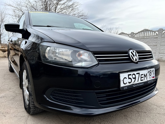 Продам Volkswagen Polo декабрь 2014 (1)