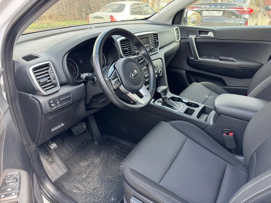 В ПРОДАЖЕ KIA SPORTAGE QL (4)