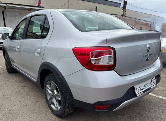 В ПРОДАЖЕ RENAULT LOGAN STEPWAY (2)