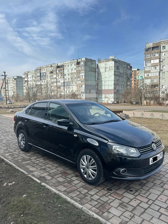 Продам личный автомобиль Volkswagen Polo (6)