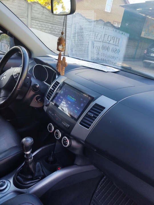 Модель: Outlander XL II
Производитель: Mitsubishi
Модель (5)