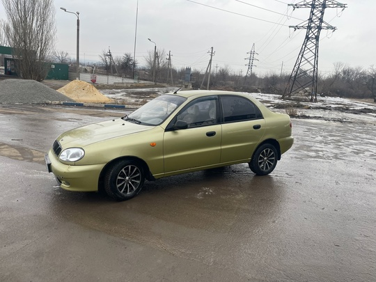 Део ланос 1,4 в хорошем (2)