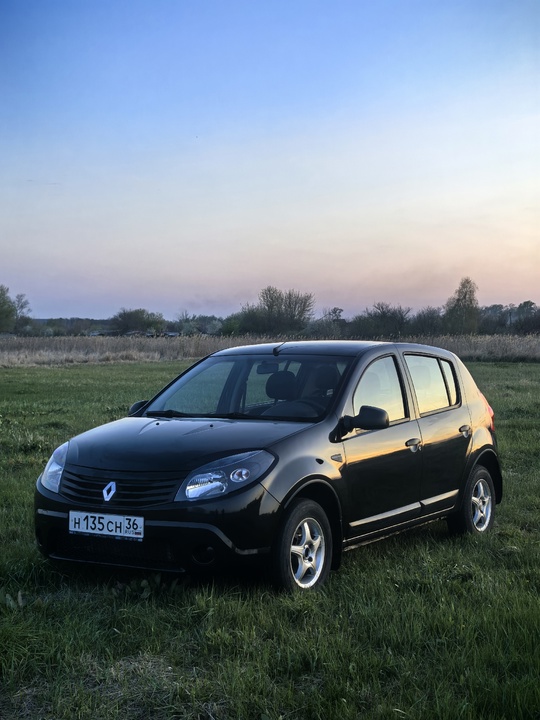 Renault Sandero 2011
В родне! Без
