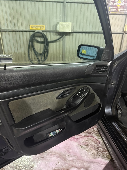 Продам BMW 5 серии 1996 (3)