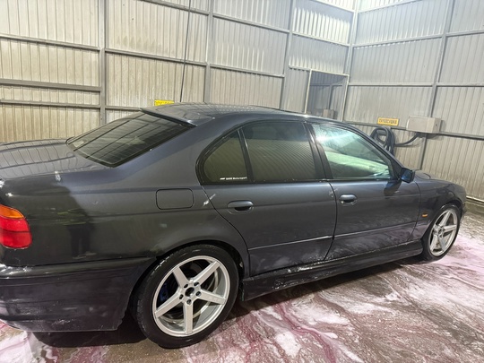 Продам BMW 5 серии 1996 (8)