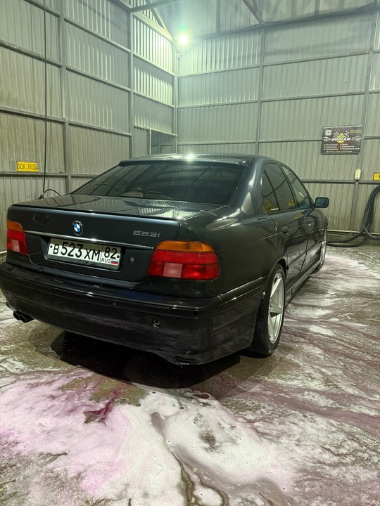 Продам BMW 5 серии 1996 (9)