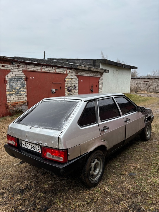 Продам ВАЗ 2109 2002 год (4)
