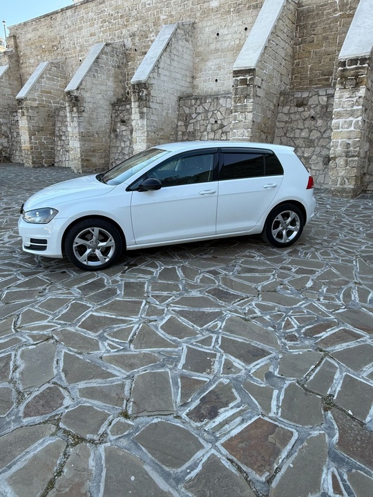 Продам гольф 7
2013 год 
1 (6)