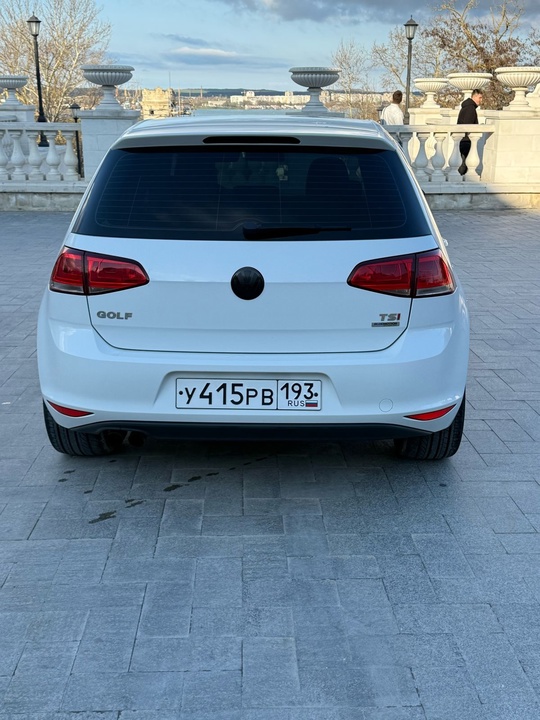 Продам гольф 7
2013 год 
1 (7)