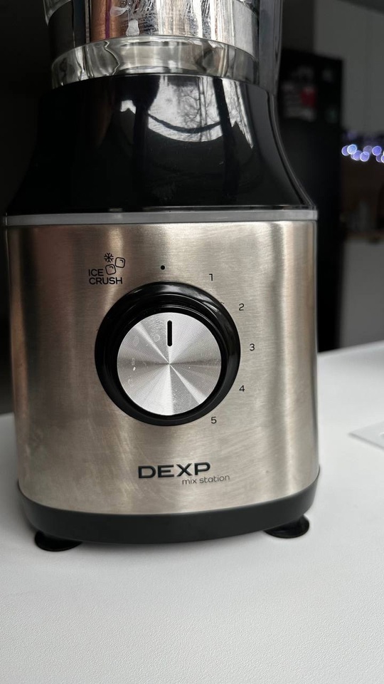 Блендер DEXP GL-1300; 

Продаю блендер (4)