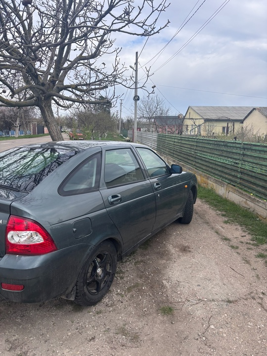 Продам приору 2009 года, новая (3)